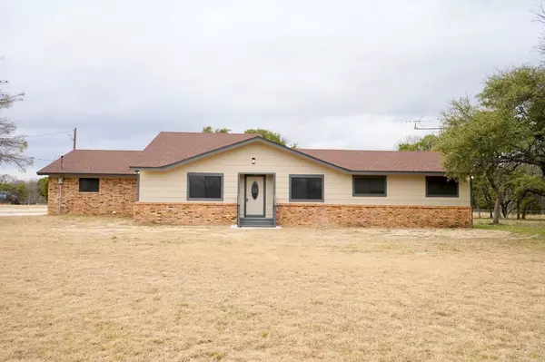 199 E Yucca, Weatherford, TX 76085