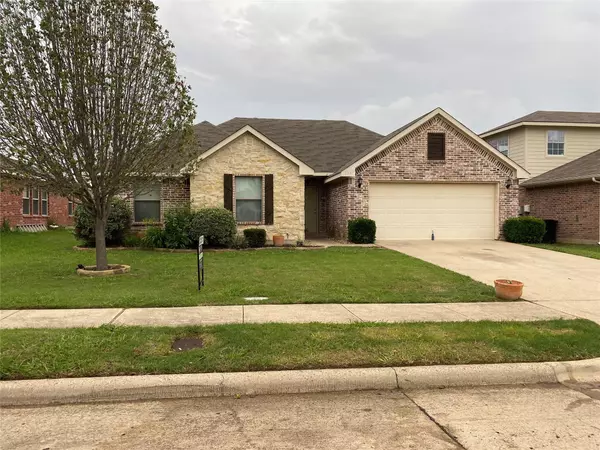 224 Hilltop Drive, Justin, TX 76247