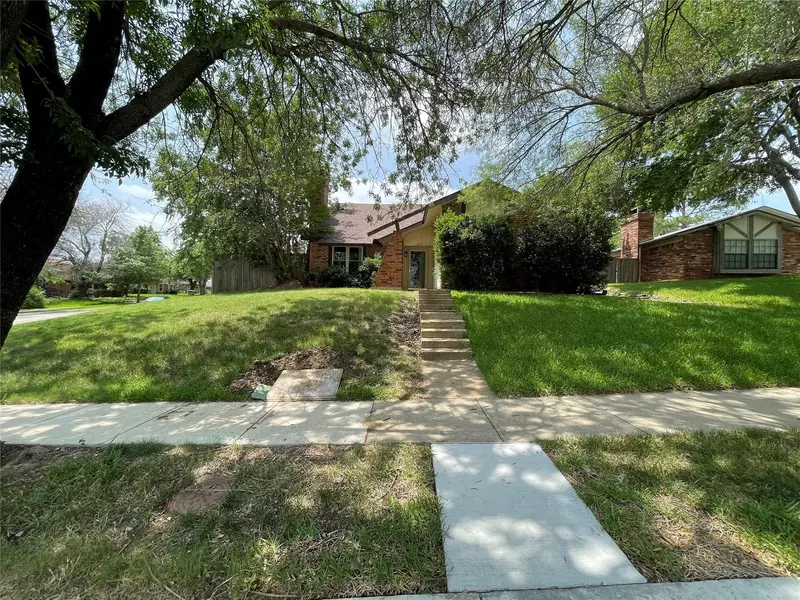 1024 E Peters Colony Road, Carrollton, TX 75007