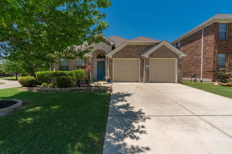 2701 Indian Oak Drive, Mckinney, TX 75071