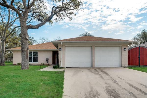 603 Simmons Drive, Euless, TX 76040