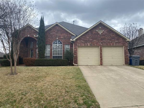 904 Tennison Drive, Euless, TX 76039