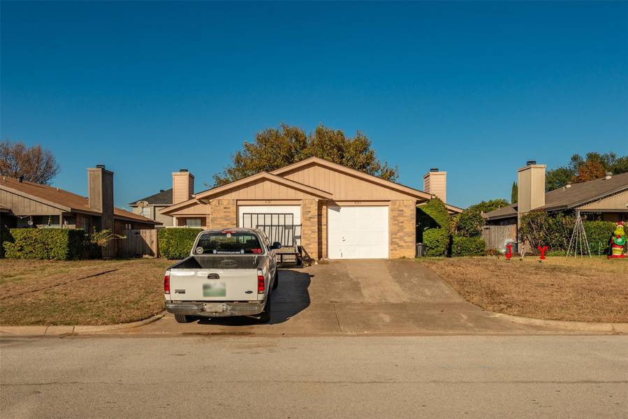 4121 Fossil Ridge Drive, Haltom City, TX 76137