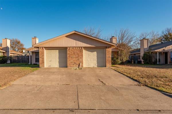 5808 Silver Sage Drive, Haltom City, TX 76137