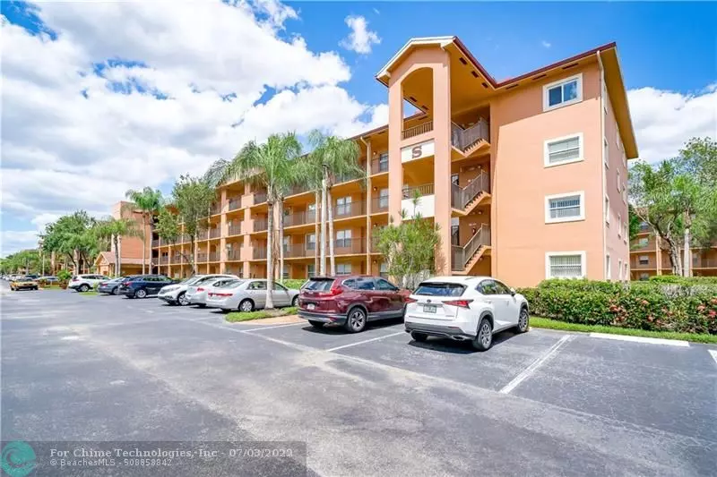 701 SW 142nd Ave  #212S, Pembroke Pines, FL 33027