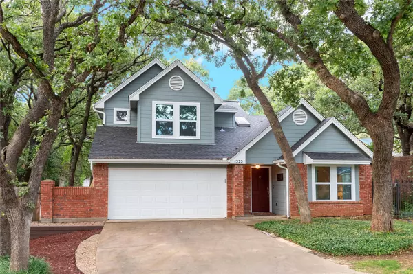 Grapevine, TX 76051,1222 Circle View Court