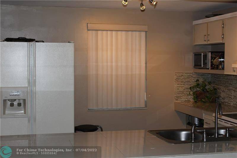 200 SE 5th Ave  #504, Dania Beach, FL 33004