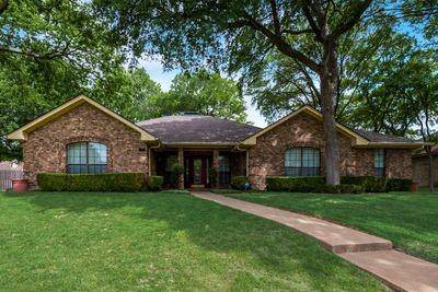 1627 Green Tree Lane, Duncanville, TX 75137