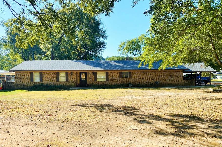 102 Rafe Road, Pittsburg, TX 75686