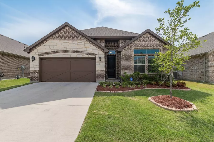 261 Mineral Point Drive, Aledo, TX 76008