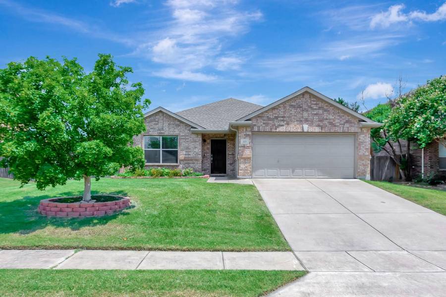 213 Foreston Drive, Roanoke, TX 76262