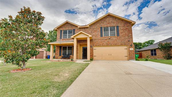 114 Branding Iron Drive, Waxahachie, TX 75165