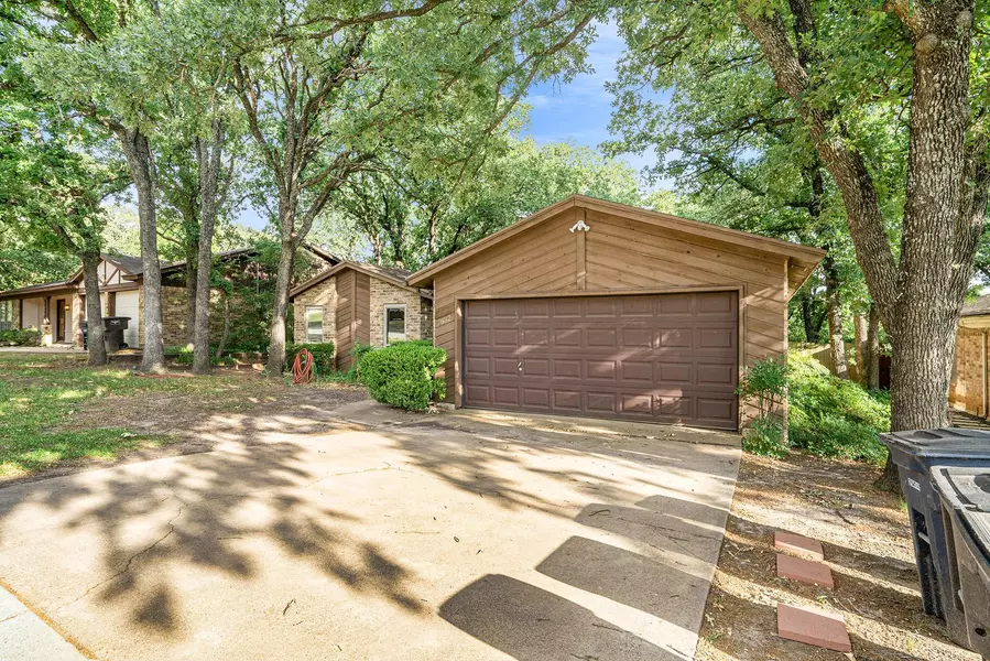 7632 Blue Carriage Lane, Fort Worth, TX 76120