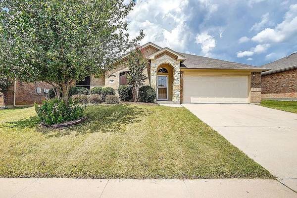 763 Ruby Court, Burleson, TX 76028