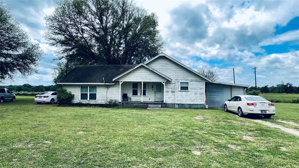 773 SE County Road 3370, Winnsboro, TX 75494