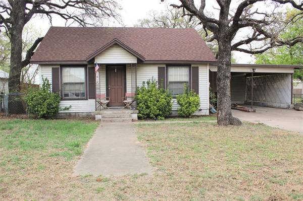 1610 W Groesbeck Street, Stephenville, TX 76401