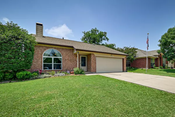 Mansfield, TX 76063,1303 High Crest Drive