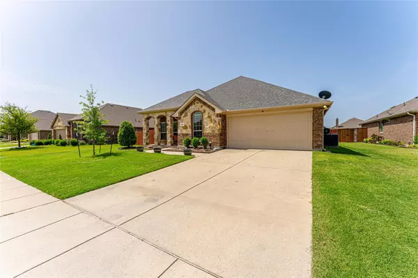 Waxahachie, TX 75165,126 Lacy Oak Lane