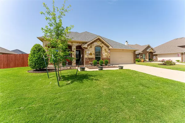 Waxahachie, TX 75165,126 Lacy Oak Lane