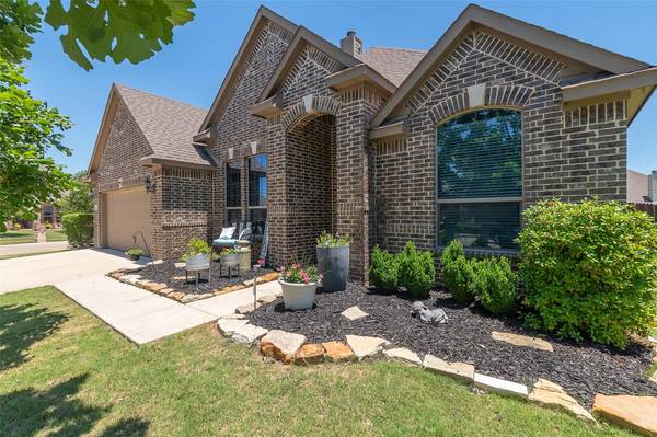 212 Stardust Trail, Waxahachie, TX 75165