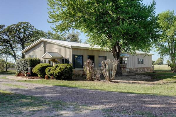 500 Grindstone Road,  Brock,  TX 76087