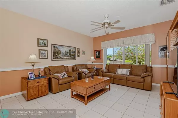 Deerfield Beach, FL 33442,1072 SW 42nd Ave