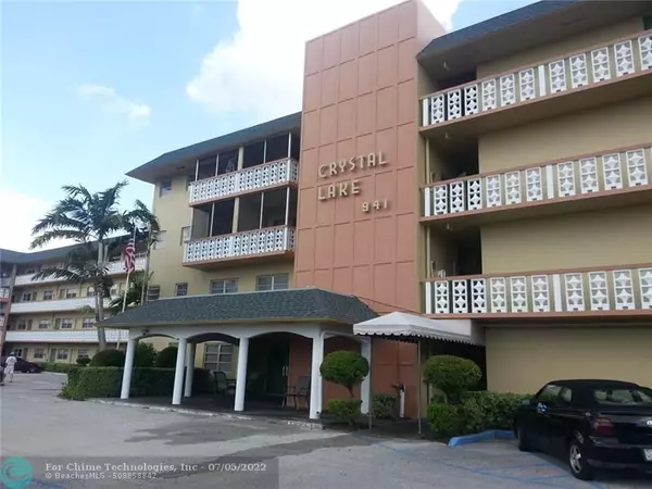 941 Crystal Lake Dr  #402, Deerfield Beach, FL 33064