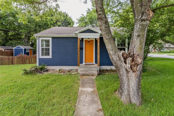 725 Panhandle Street, Denton, TX 76201