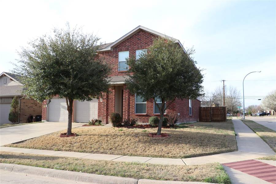 10400 Wagon Rut Court, Fort Worth, TX 76108