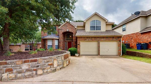 2204 Knob Hill Drive, Corinth, TX 76210