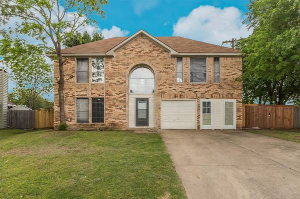 4674 Essex Court, Grand Prairie, TX 75052