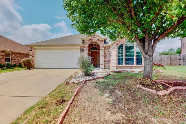 1017 Zachary Drive, Arlington, TX 76002