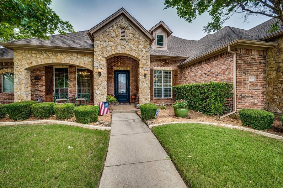 1081 Delaware Drive, Mansfield, TX 76063