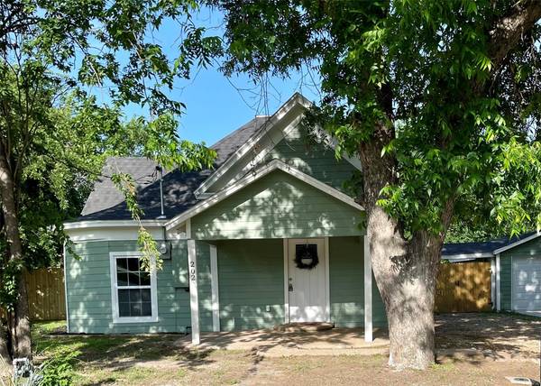 202 Graves Street, Mansfield, TX 76063