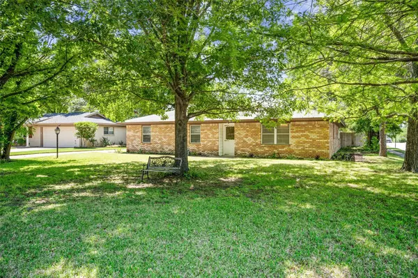 Hurst, TX 76053,504 Brown Trail Court