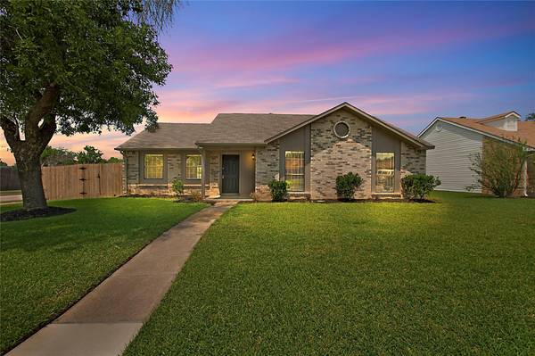 5705 Baker Drive, The Colony, TX 75056