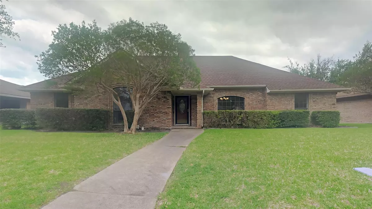 Grand Prairie, TX 75052,2721 Cladius Drive