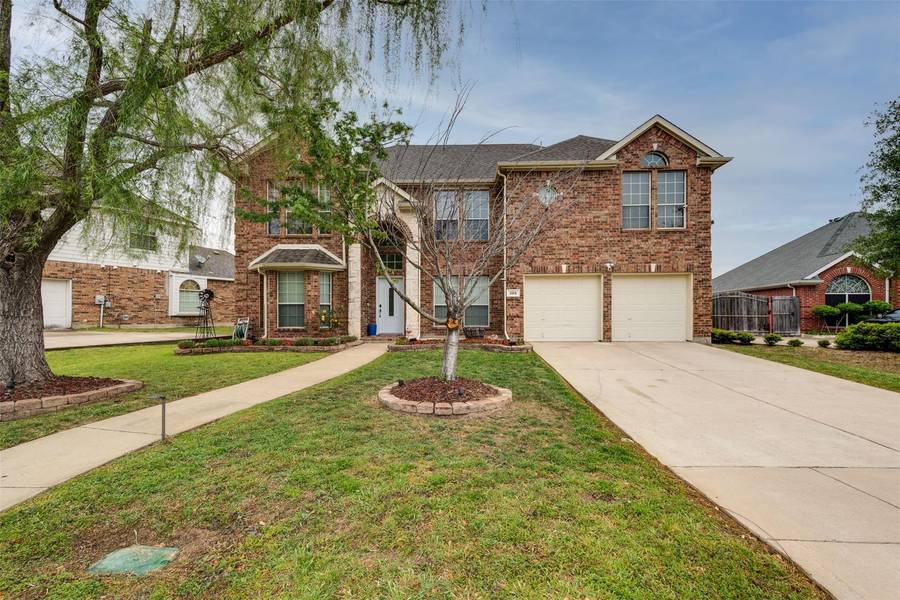 308 Forestridge Drive, Mansfield, TX 76063