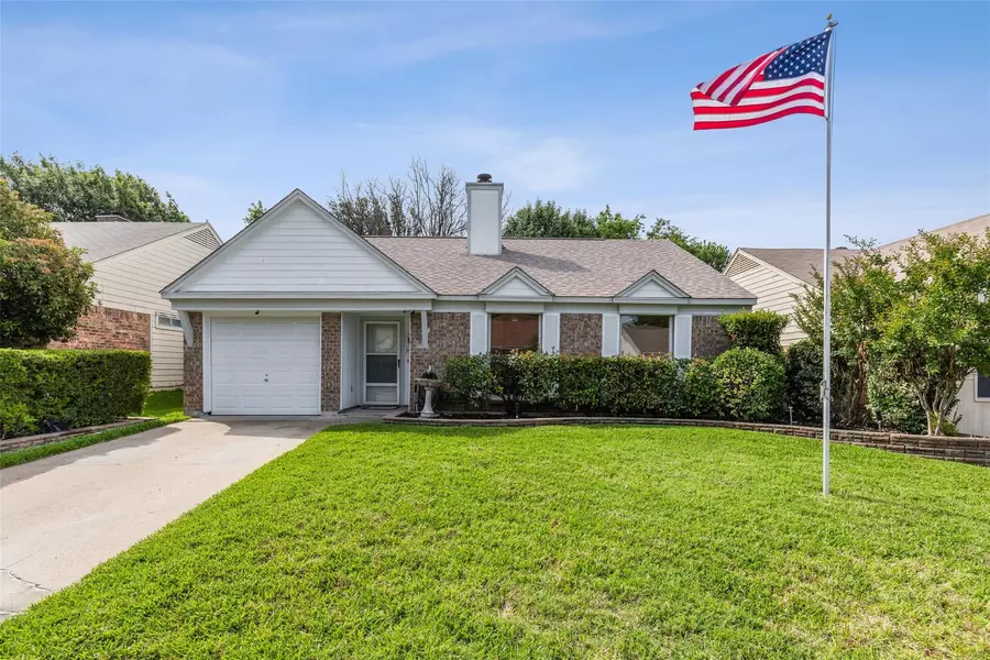 3912 River Birch Road, Fort Worth, TX 76137