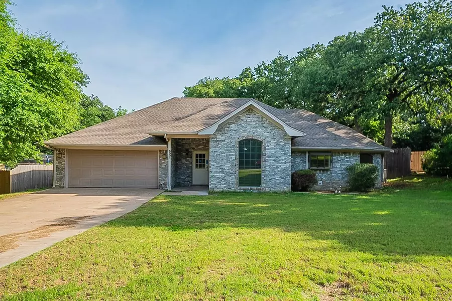 500 Oakhill Drive, Denton, TX 76201