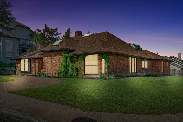 2700 Stain Glass Court, Carrollton, TX 75007