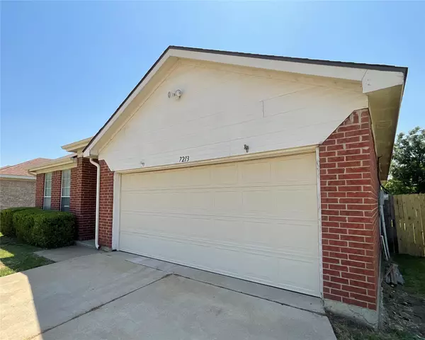 Fort Worth, TX 76137,7213 Park Creek Circle W