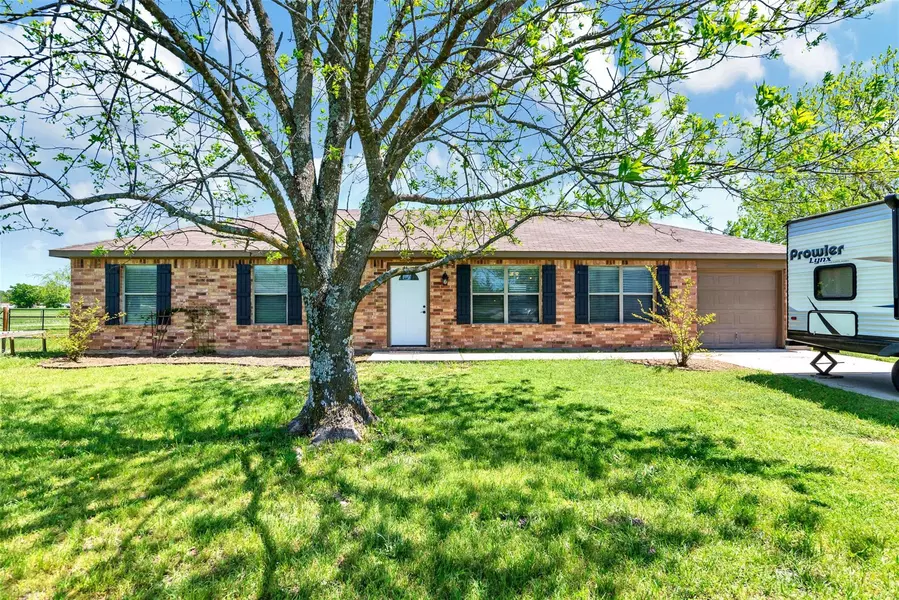 3671 Sundown Road, Greenville, TX 75402