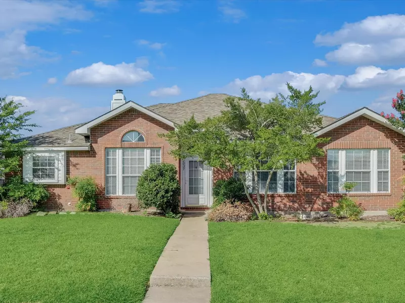 7037 Longo Drive, The Colony, TX 75056