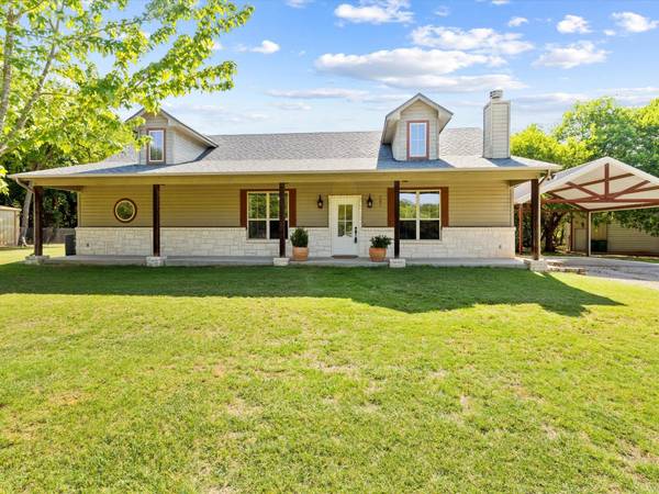 201 Bluebonnet Court, Cresson, TX 76035