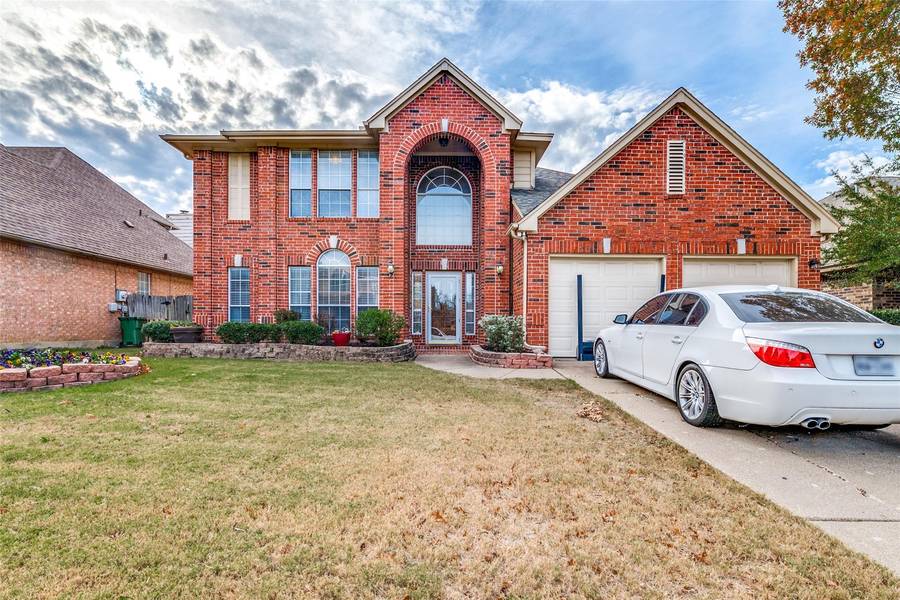 2110 Pinwood Circle, Arlington, TX 76001