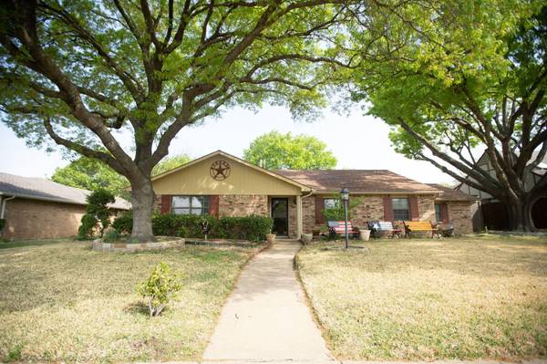 6655 Town Bluff Drive, Dallas, TX 75248