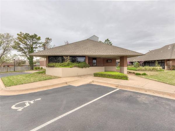 8811 E Reno Avenue #101, Midwest City, OK 73110