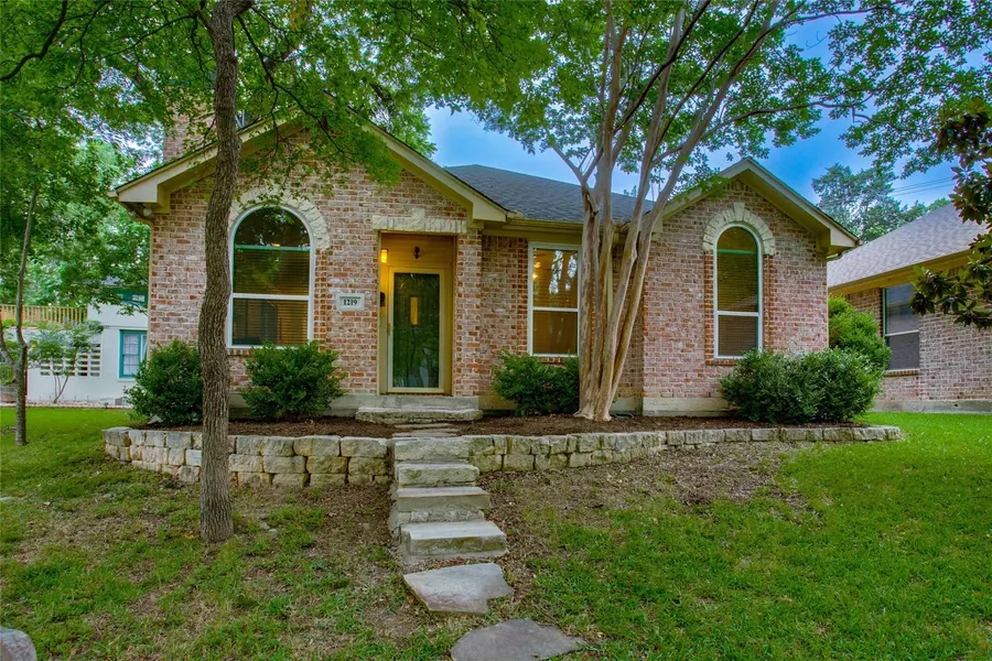 1219 Haines Avenue, Dallas, TX 75208