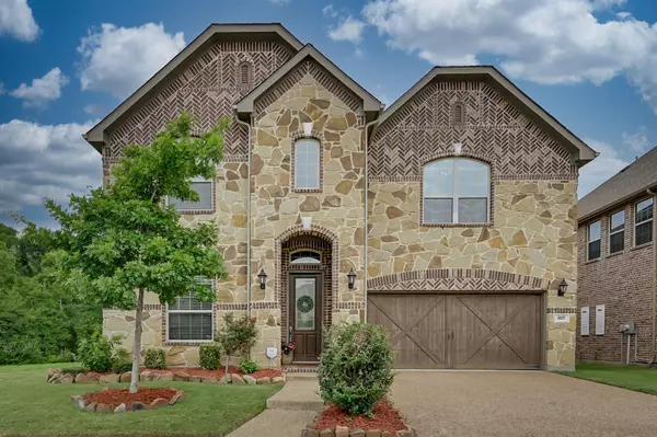 807 Dove Trail, Euless, TX 76039